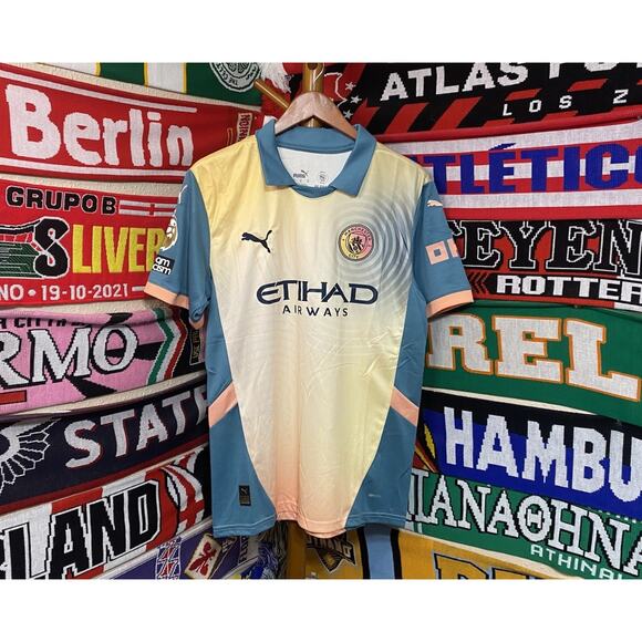 Manchester City | Men’s Medium Alternative Jersey - Picture 6 of 7